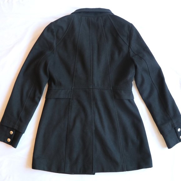 Black Zip-up Fall/Winter Coat - Picture 5 of 6